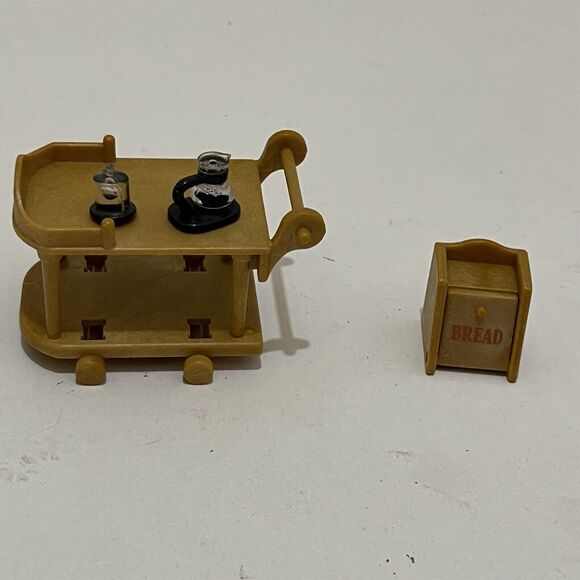 Calico Critters Sylvanian Families Serving Cart with Coffee Pots & Bread Box - Picture 6 of 10